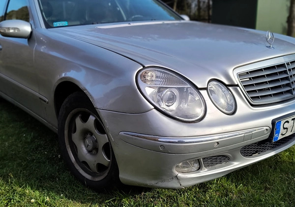 Mercedes-Benz Klasa E cena 7500 przebieg: 580000, rok produkcji 2005 z Tychy małe 11